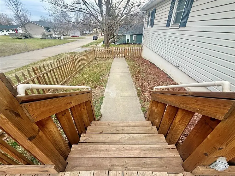 422 E Thompson Street, Maryville, MO 64468 - #3