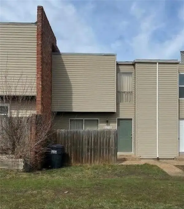 11239 Calico Drive, Kansas City, MO 64137