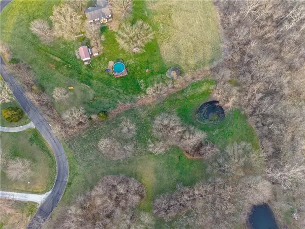 Hidden Hills Drive, Smithville, MO 64079