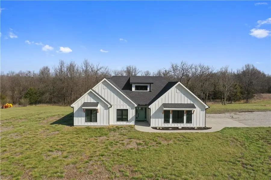 3602 SE 228th Street, Lathrop, MO 64465 - #3