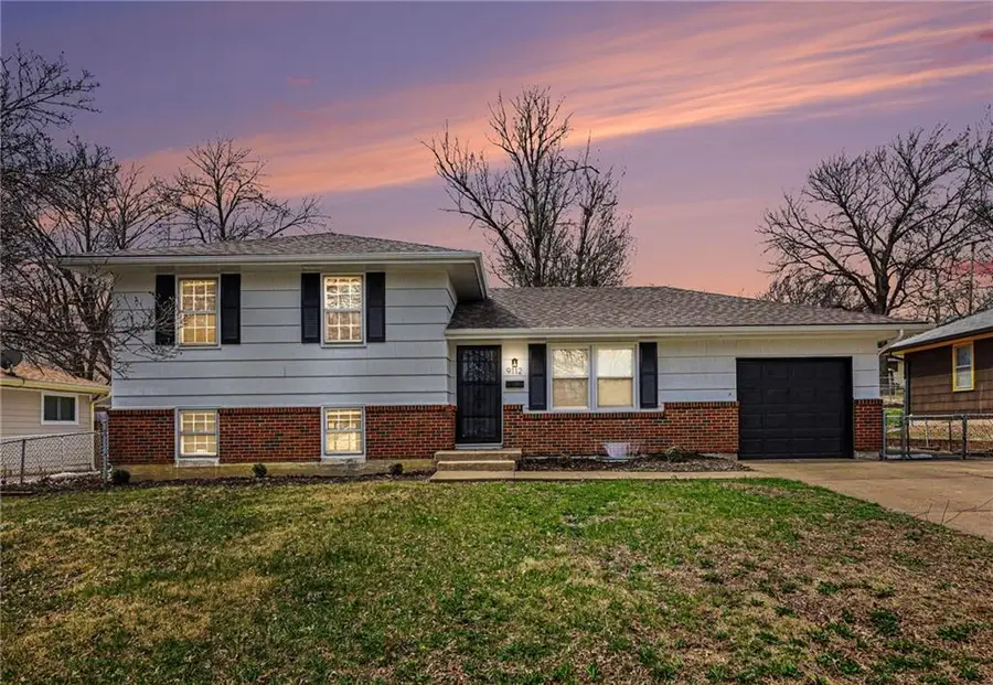 9112 Marsh Avenue, Kansas City, MO 64138 - #2