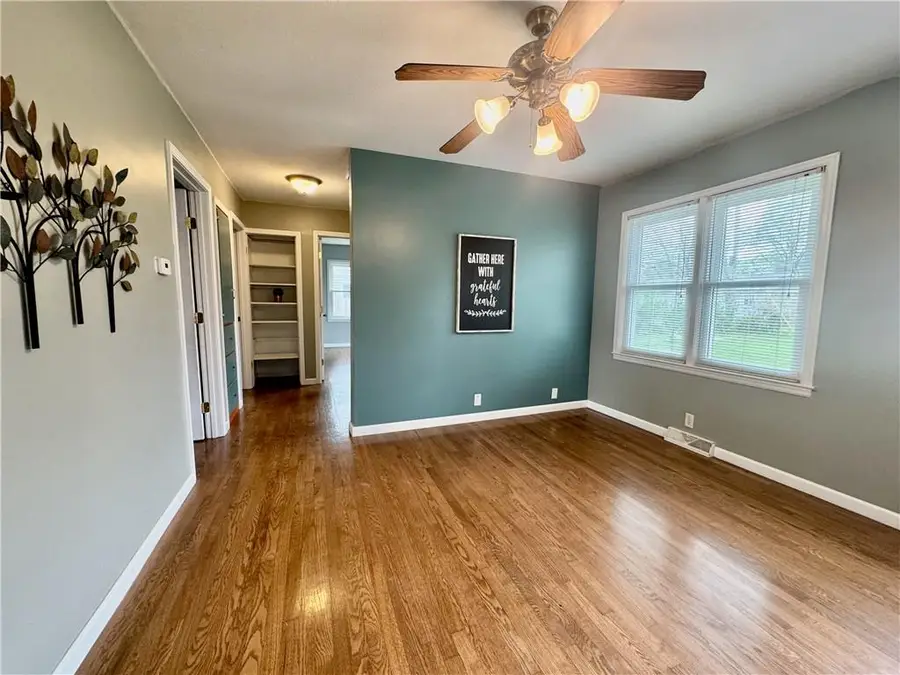 601 S Troost Street, Olathe, KS 66061 - #3