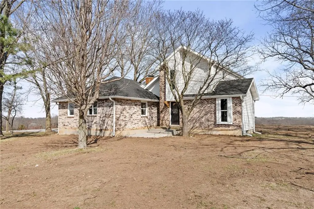 457 SW F Highway, Centerview, MO 64019 - #1