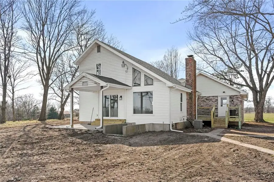 457 SW F Highway, Centerview, MO 64019 - #2