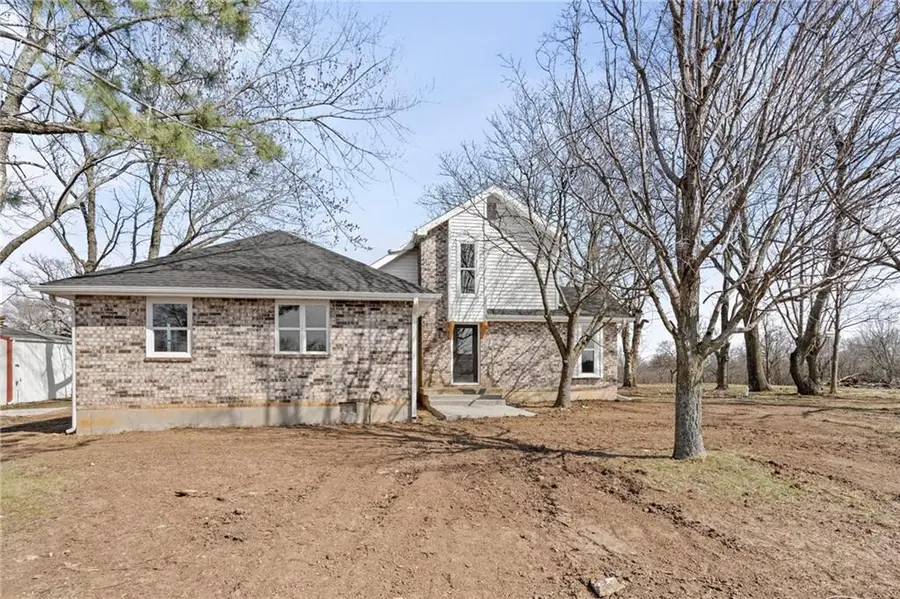 457 SW F Highway, Centerview, MO 64019 - #3