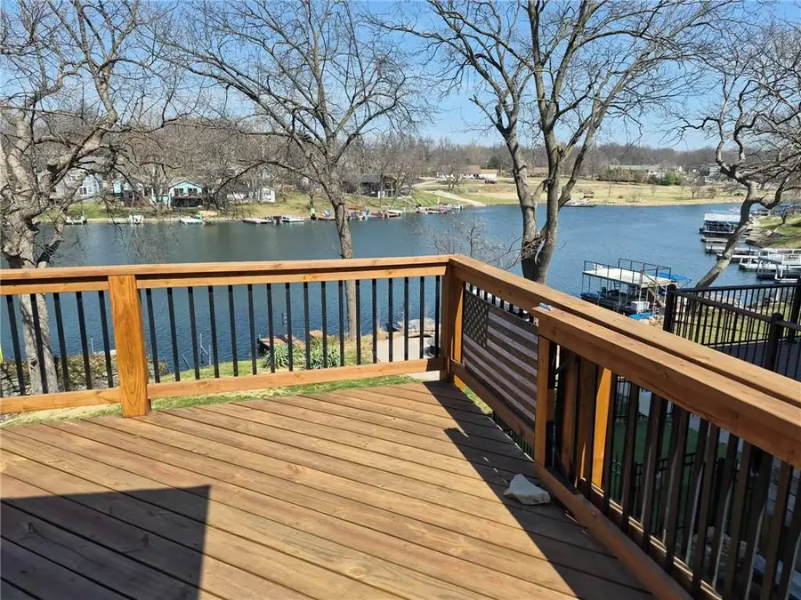 82 Beach Drive, Lake Tapawingo, MO 64015 - #2
