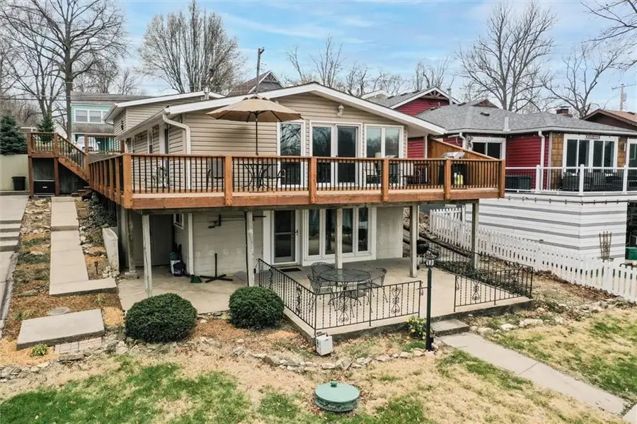 82 Beach Drive, Lake Tapawingo, MO 64015 - #3