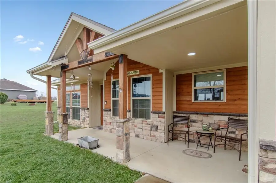 1001 Orchid Street, Garden City, MO 64747 - #2