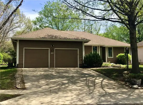 904 Joseph Drive, Lawrence, KS 66049