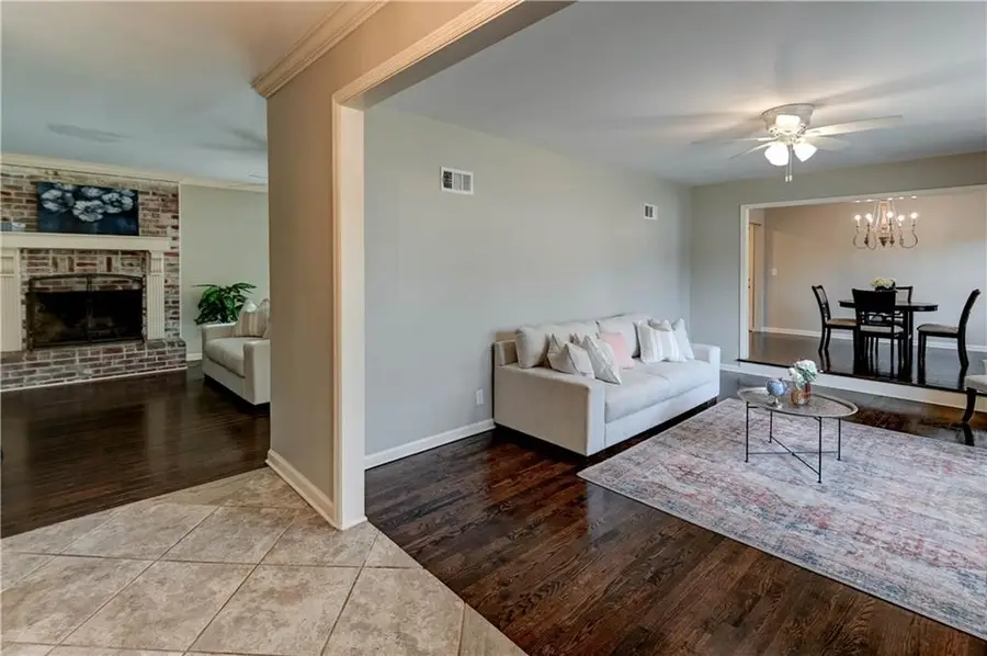 10708 Saint Catherines Lane, Kansas City, MO 64137 - #3