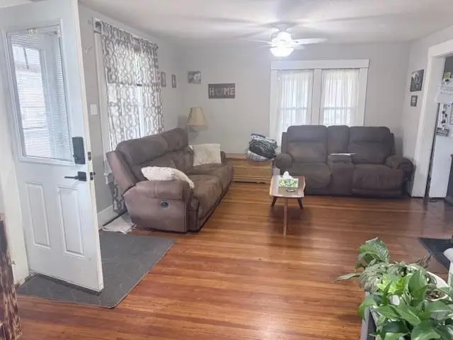 206 N 8th Street, Savannah, MO 64485 - #3