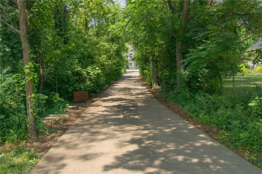 6218 Kimberly Downs N/a, Parkville, MO 64152 - #2