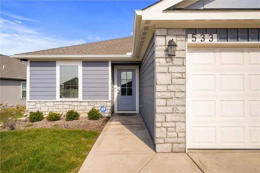 533 N Pear Street, Gardner, KS 66030 - #2