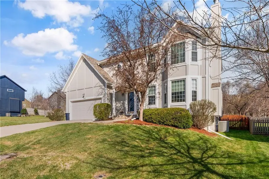 21610 W 49th Street, Shawnee, KS 66226 - #2