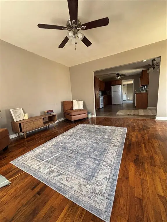 202 S 7th Street, Lacygne, KS 66040