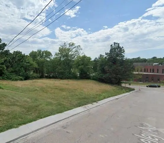 1737 Greeley Avenue, Kansas City, KS 66104 - #1
