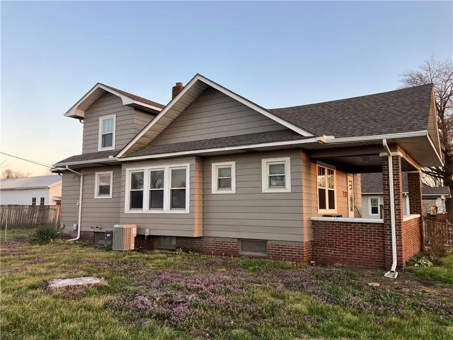 2118 Walnut Street, Higginsville, MO 64037 - #2