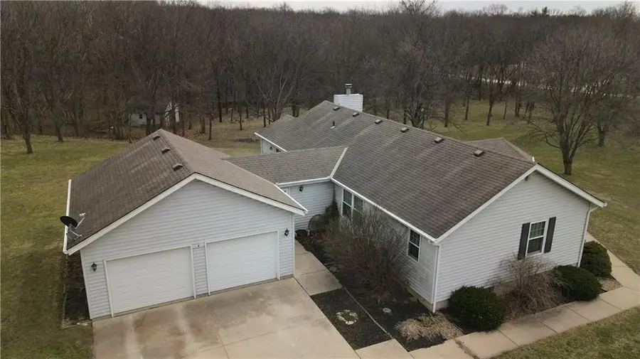26313 S Smoke Road, Peculiar, MO 64078 - #3