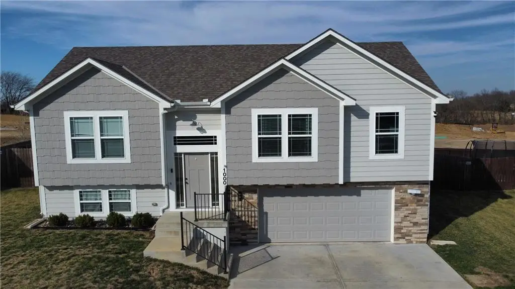 1000 NW 4th Street, Oak Grove, MO 64075 - #1