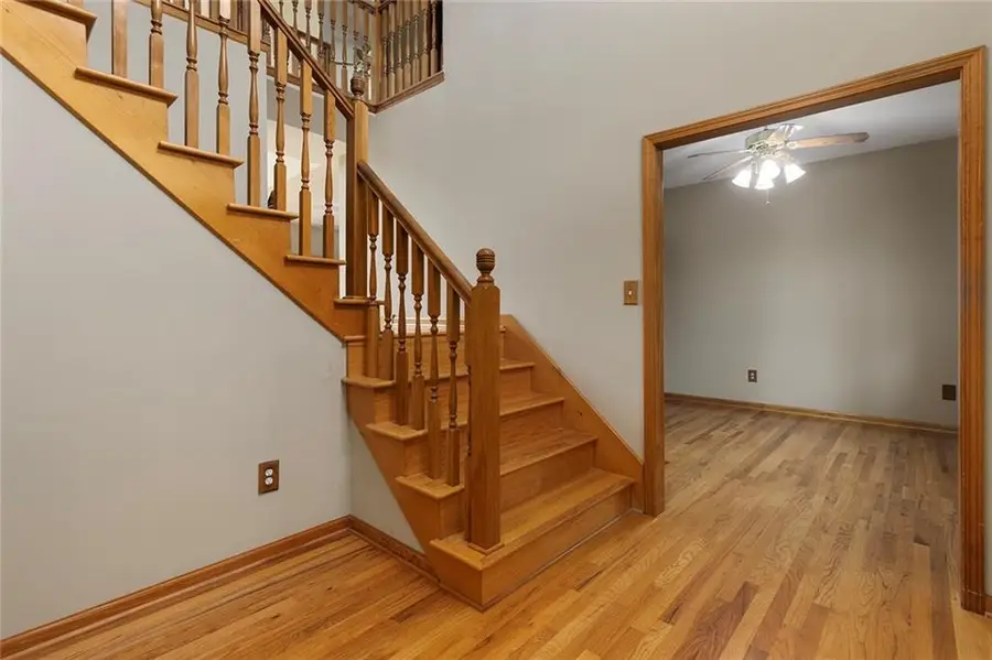 2305 SE Horseshoe Drive, Oak Grove, MO 64075 - #3