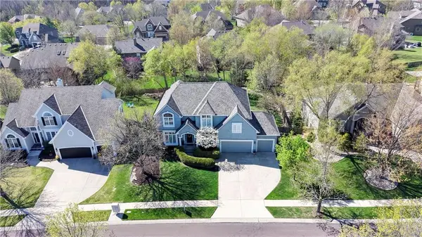 12711 W 123rd Terrace, Overland Park, KS 66213