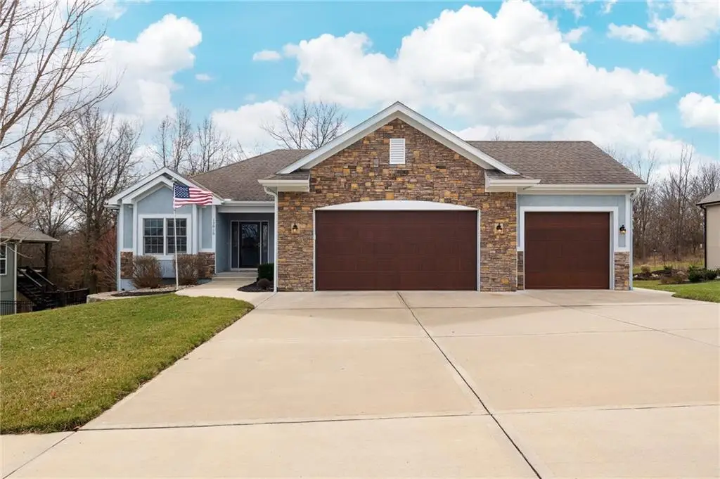 12815 Hubbard Road, Kansas City, KS 66109 - #1