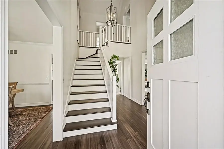 10230 Knox Drive, Overland Park, KS 66212 - #2