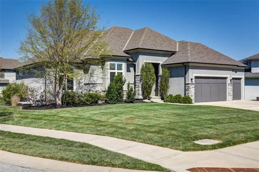 15120 Carter Street, Overland Park, KS 66221 - #2