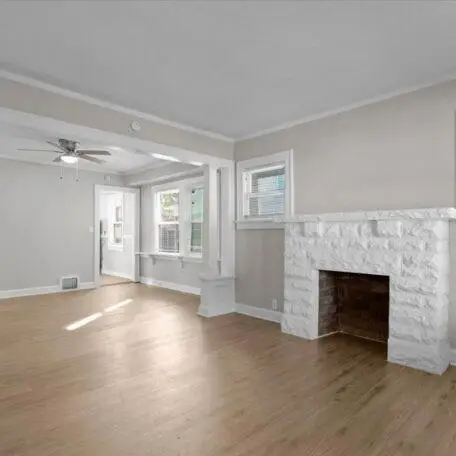 4025 Agnes Avenue, Kansas City, MO 64130 - #3