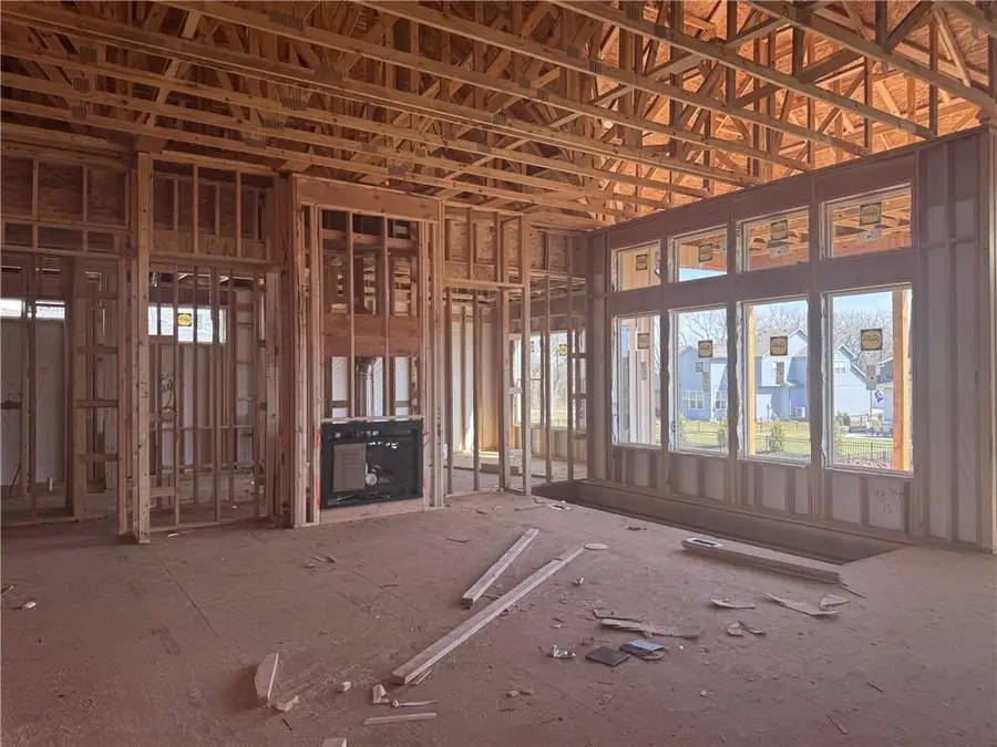 18504 Pawnee Lane, Overland Park, KS 66085 - #3