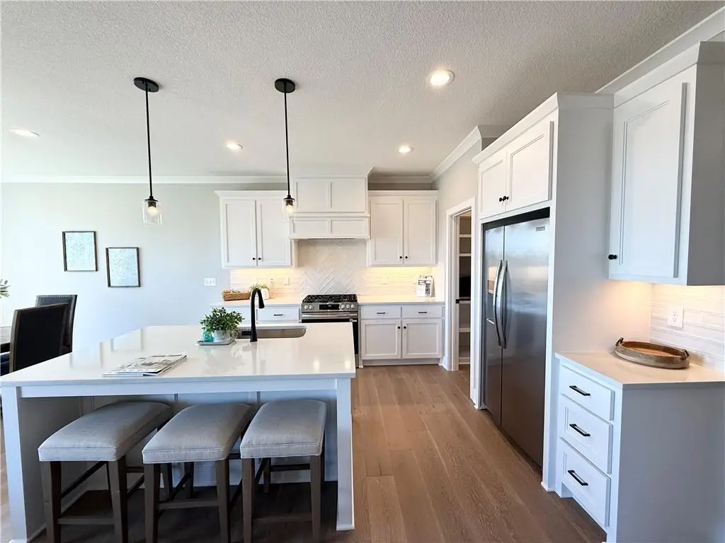 25039 W 94th Terrace, Lenexa, KS 66227 - #1