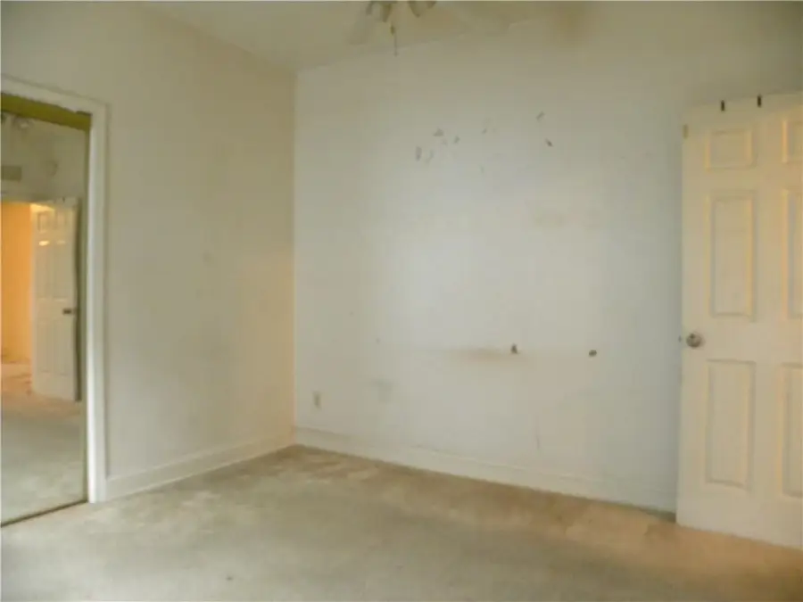 5506 Scarritt Avenue, Kansas City, MO 64123 - #3