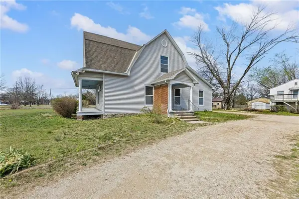 702 N Kentucky Street, Iola, KS 66749