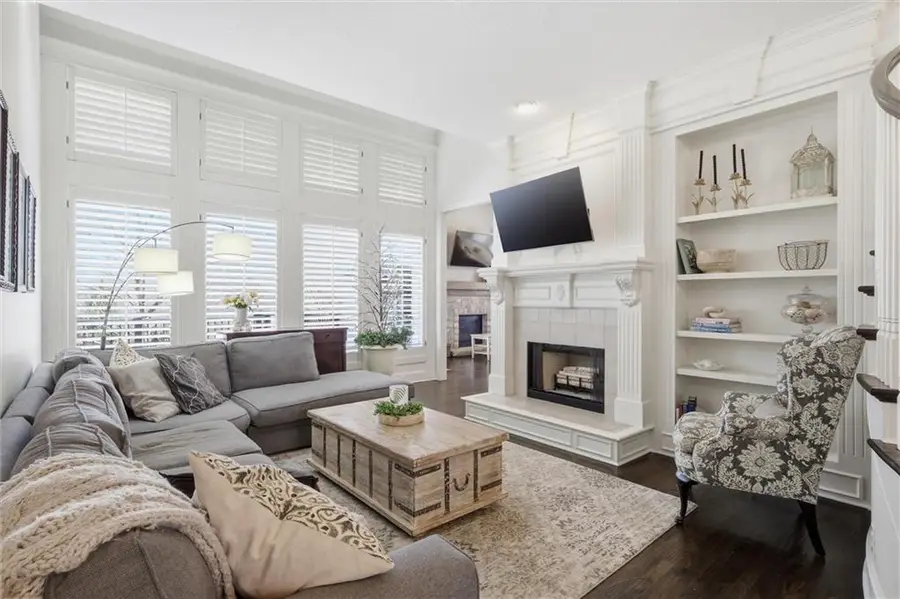 5728 W 146 Street, Overland Park, KS 66223 - #3