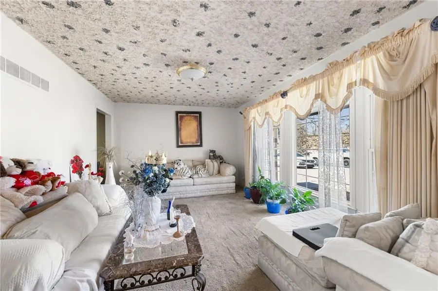 7129 E 87th Street, Kansas City, MO 64138 - #3