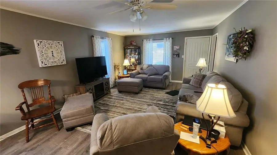 202 S High Street, Arma, KS 66712 - #2