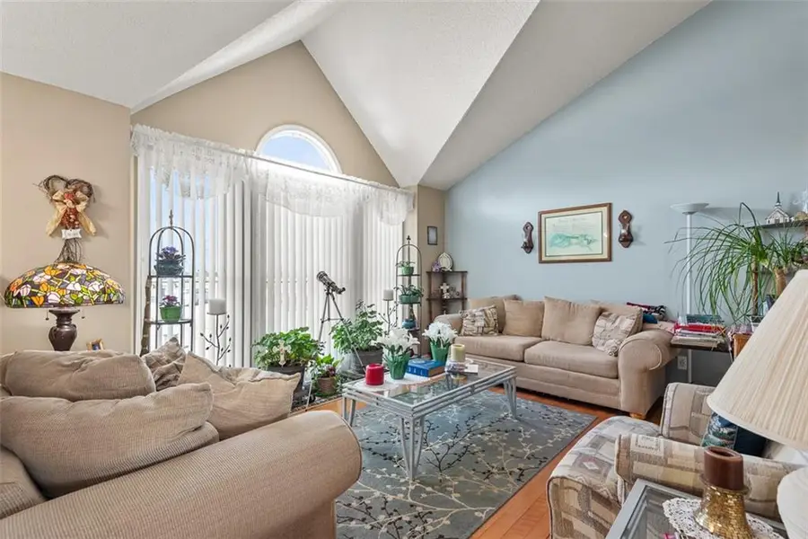 310 W Johnston Street, Olathe, KS 66061 - #3