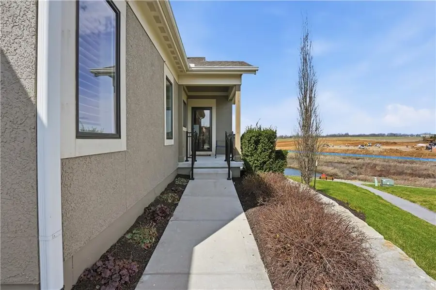 11404 S Millridge Street, Olathe, KS 66061 - #3