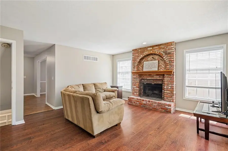 7216 Rene Street, Shawnee, KS 66216 - #3