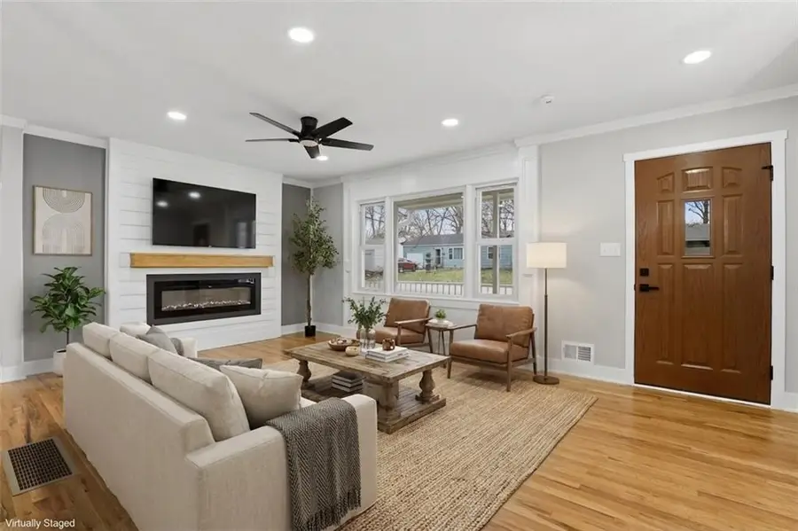 3041 S 46th Street, Kansas City, KS 66106 - #3