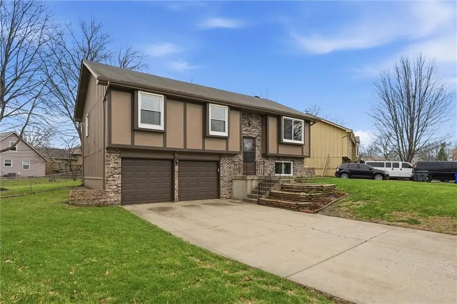 15909 W 153rd Street, Olathe, KS 66062 - #2