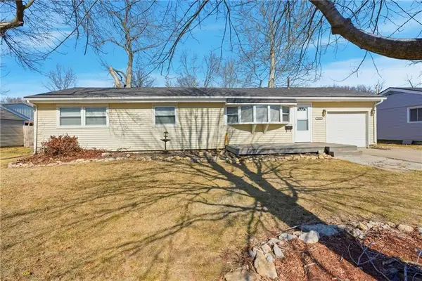 1002 Ne 62nd St N/a, Gladstone, MO 64118