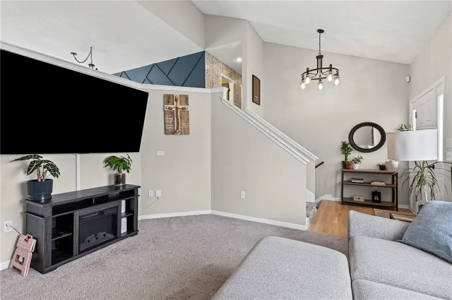 702 NW Eagle Drive, Grain Valley, MO 64029 - #2