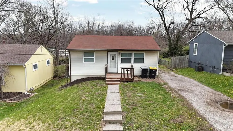 1108 NE 46th Terrace, Kansas City, MO 64116 - #2