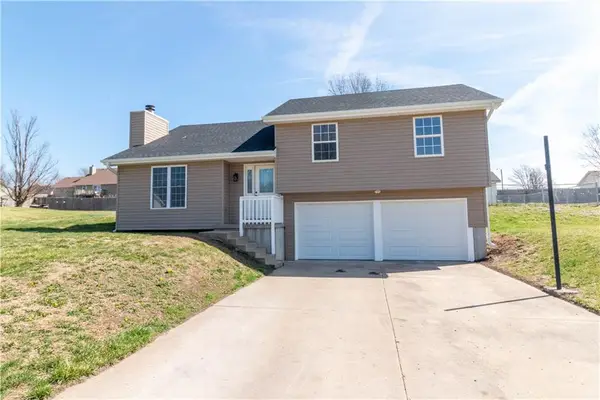 505 Santa Fe Drive, Gower, MO 64454