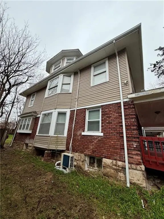 1116 Askew Avenue, Kansas City, MO 64127 - #2
