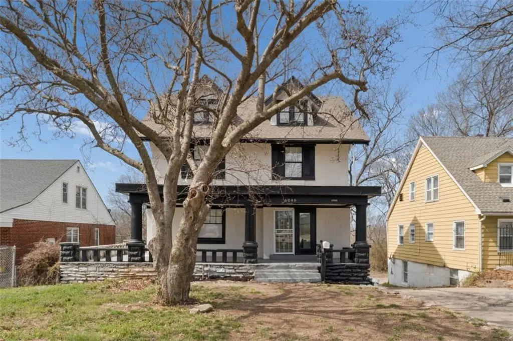 6046 Swope Parkway, Kansas City, MO 64130 - #1