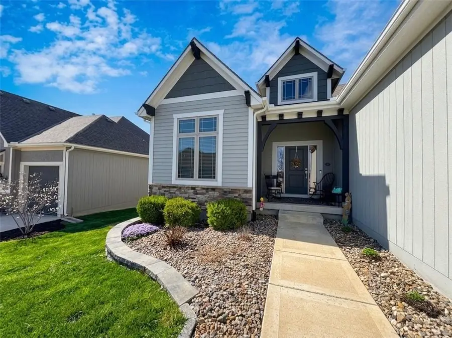 1100 SW Heather Drive, Lees Summit, MO 64081 - #2