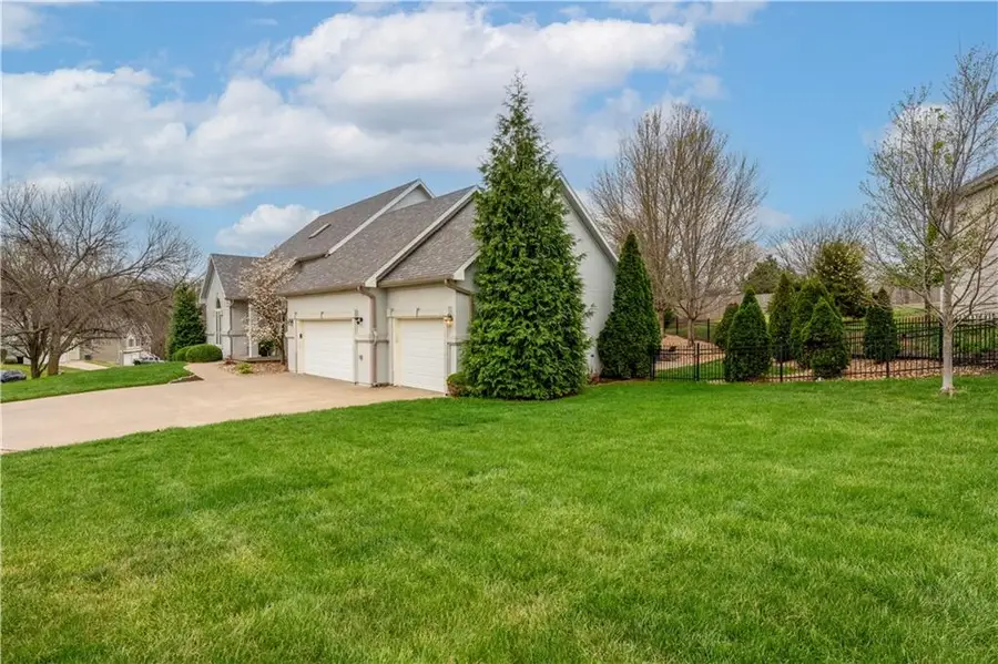 110 Deerfield Drive, Warrensburg, MO 64093 - #3