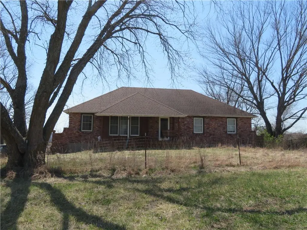 31393 W 287th Street, Paola, KS 66071 - #1